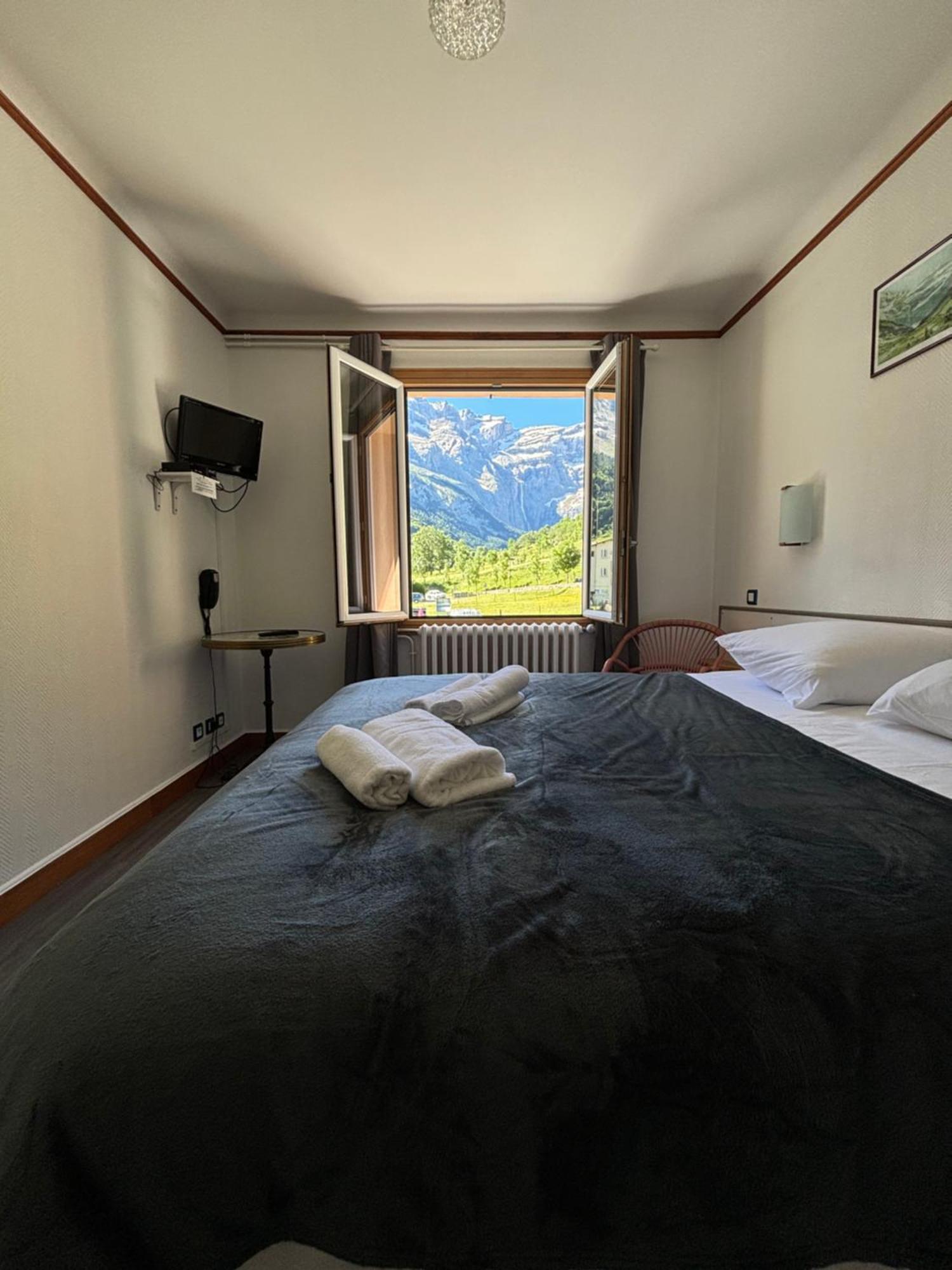 Hotel Le Taillon Gavarnie Bagian luar foto